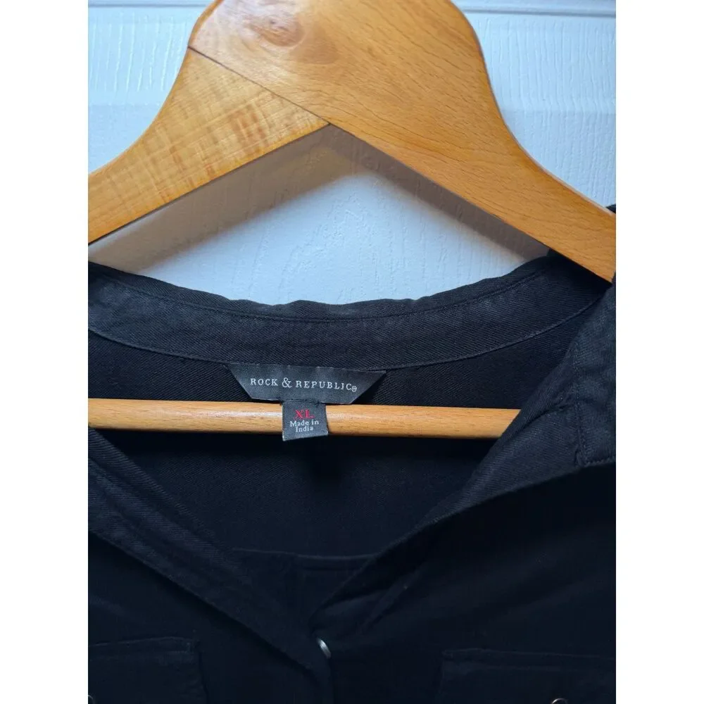 Rock & Republic Black Button Front Utility Blouse Women's XL Long Sleeve - Picture 3 of 4